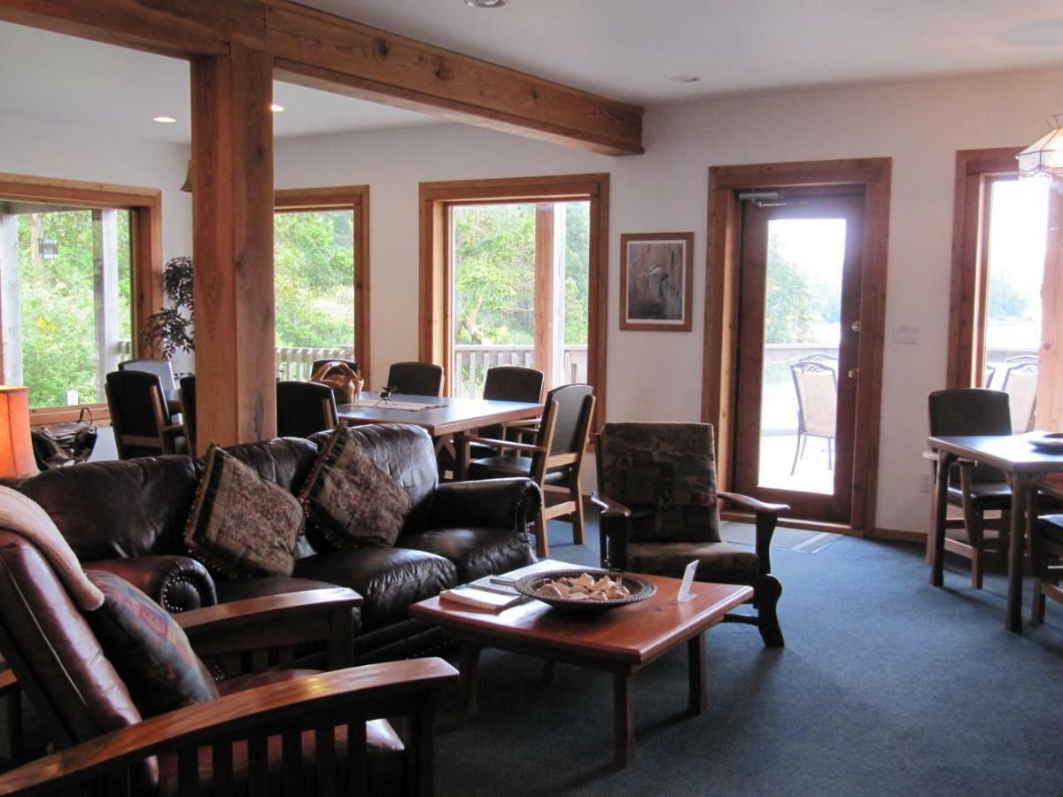 Bed & Breakfast Arbutus Cove 3*