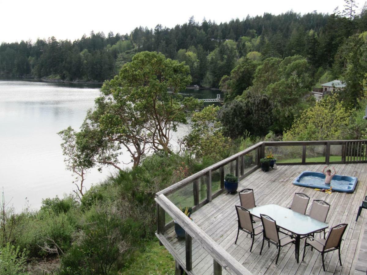 Bed & Breakfast Arbutus Cove